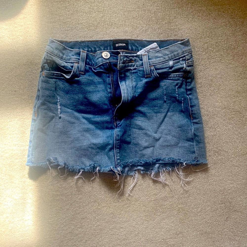 Brand: Hudson, size: 24, distressed denim